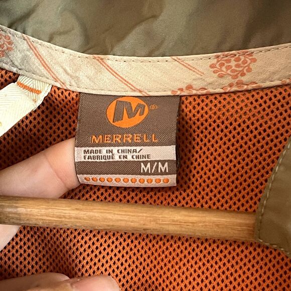 Merrell‎ | Women's M, khaki lightweight outdoor jacket, mesh lining - Picture 6 of 7